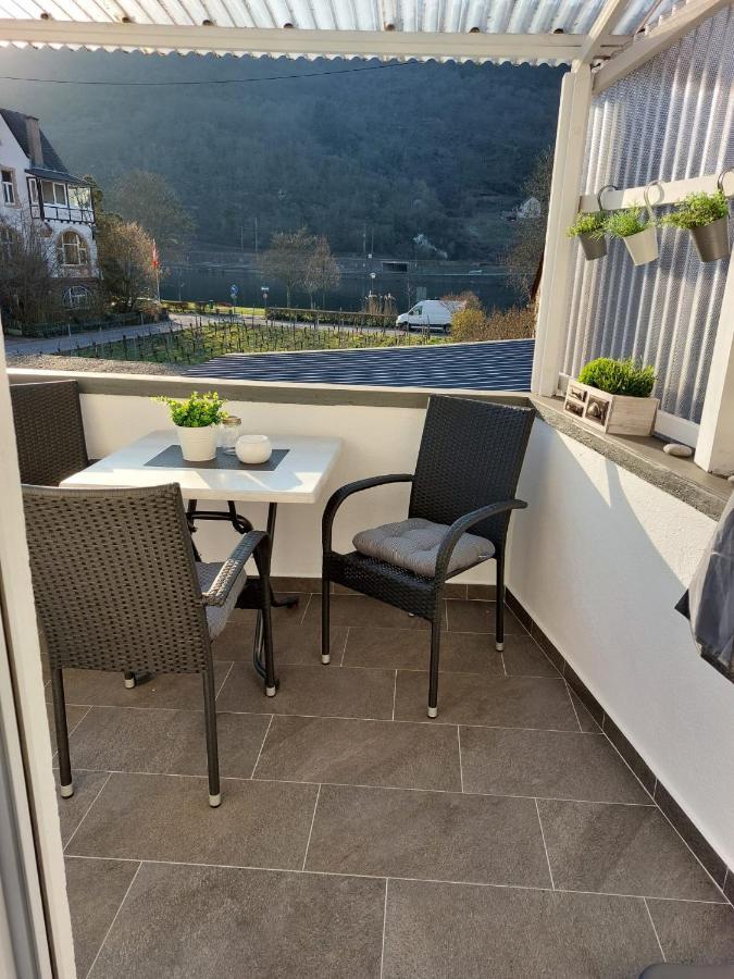 Hakans Moselblick Ferienwohnung 트라이스카르덴 외부 사진